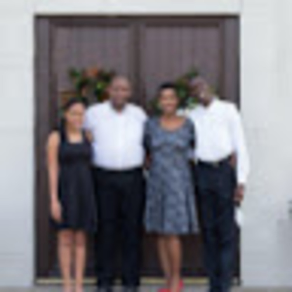 Meet your Posher, Soniae